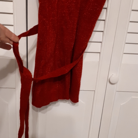 Sparkle and red Christmas sweater . Girls XL - Picture 3 of 3